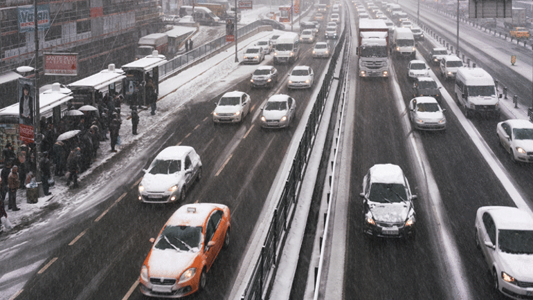 İstanbula kar yağışı iddiasına Meteoroloji uzmanından yanıt: Çakma uzmanlar
