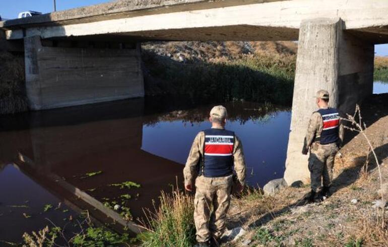 Bölge halkı böylesini ilk kez gördü Kötü kokuyla birlikte rengi değişti