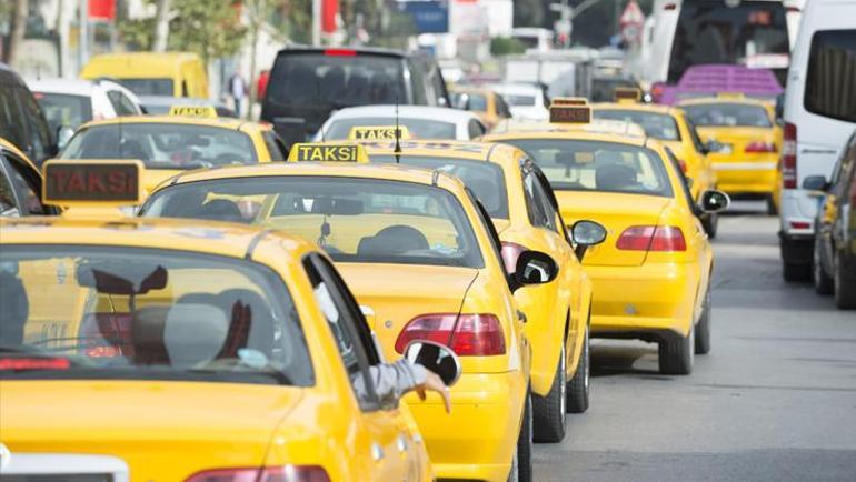 İstanbuldaki taksi problemiyle ilgili flaş çağrı: 3 ay süre versinler, tüm sorunları çözelim