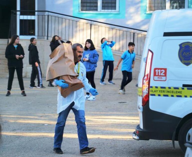 Atatürk büstüne zarar veren şüpheli tutuklandı