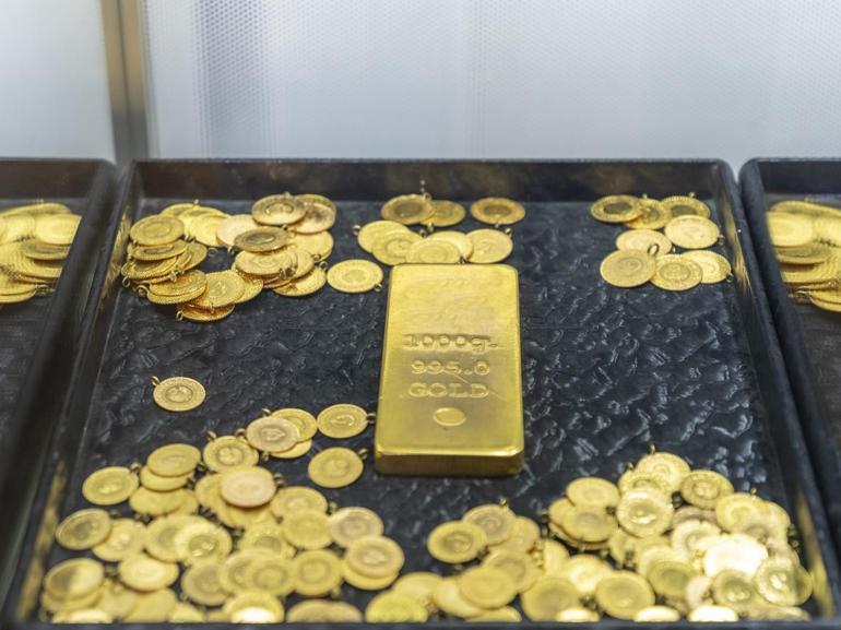 Serbest piyasada altın fiyatları ne kadar Gram altın ve çeyrek altın fiyatları bugün kaç lira oldu 26 Kasım 2022 altın fiyatları