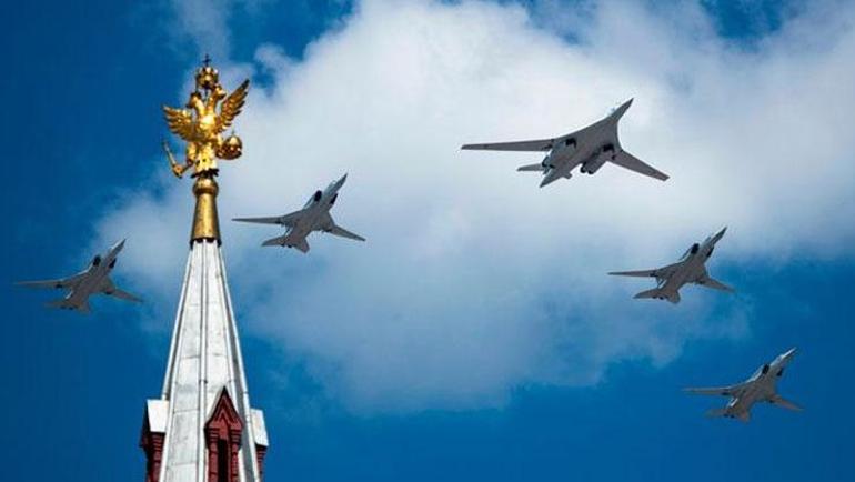 Putin büyük kozunu oynadı Dünyanın en ölümcül uçağı Ukraynada
