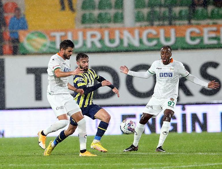 Fenerbahçe, hazırlık maçında Alanyaspor’u 4-2 yendi