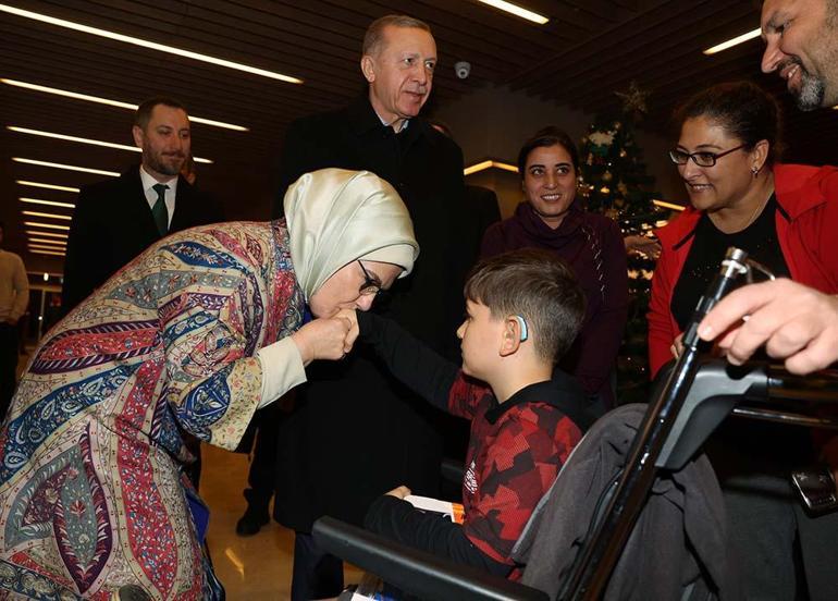Cumhurbaşkanı Erdoğandan hasta ziyareti
