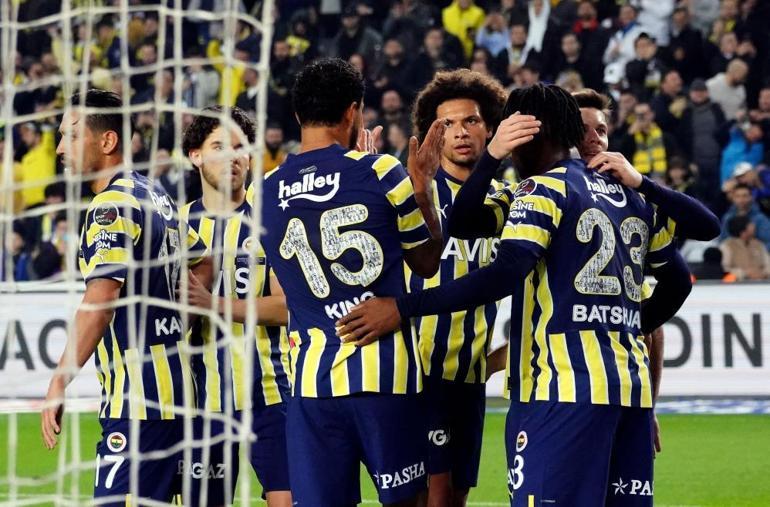 Fenerbahçe evinde kolay kazandı Hataysporu 4 golle geçti