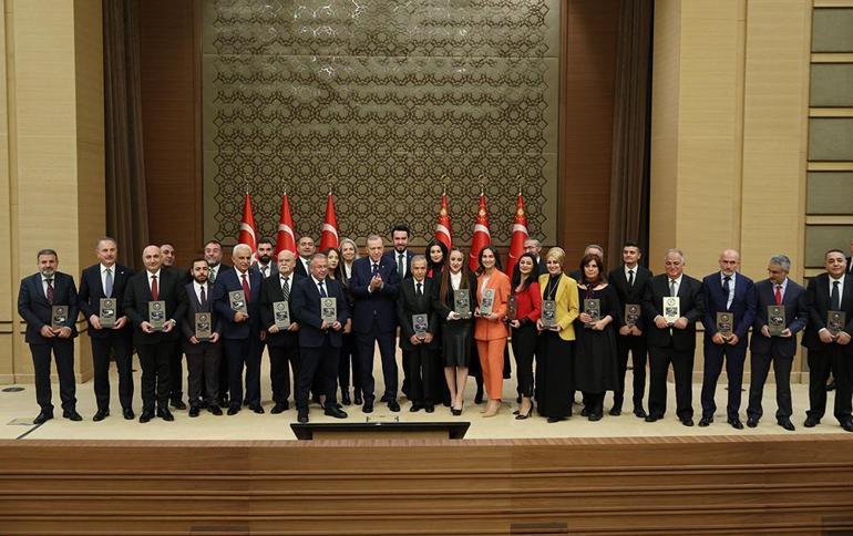 Erdoğandan dezenformasyon yasası açıklaması: Yalan haberlerin önüne geçmeyi amaçlıyoruz