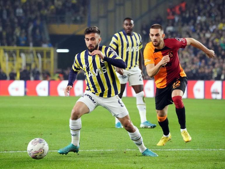 Galatasaray, Fenerbahçeyi Kadıköyde 3-0 yendi