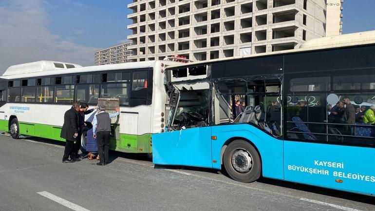 Kayseride belediye otobüsü, özel halk otobüsüne çarptı: 15 yaralı