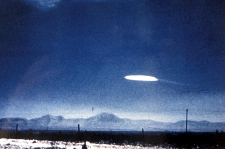 Pentaganun eli kolu bağlı 150den fazla UFO raporu...
