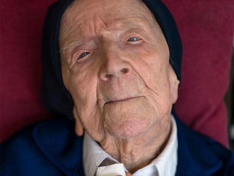 Dünyanın en yaşlı insanı Rahibe Andre, hayatını kaybetti