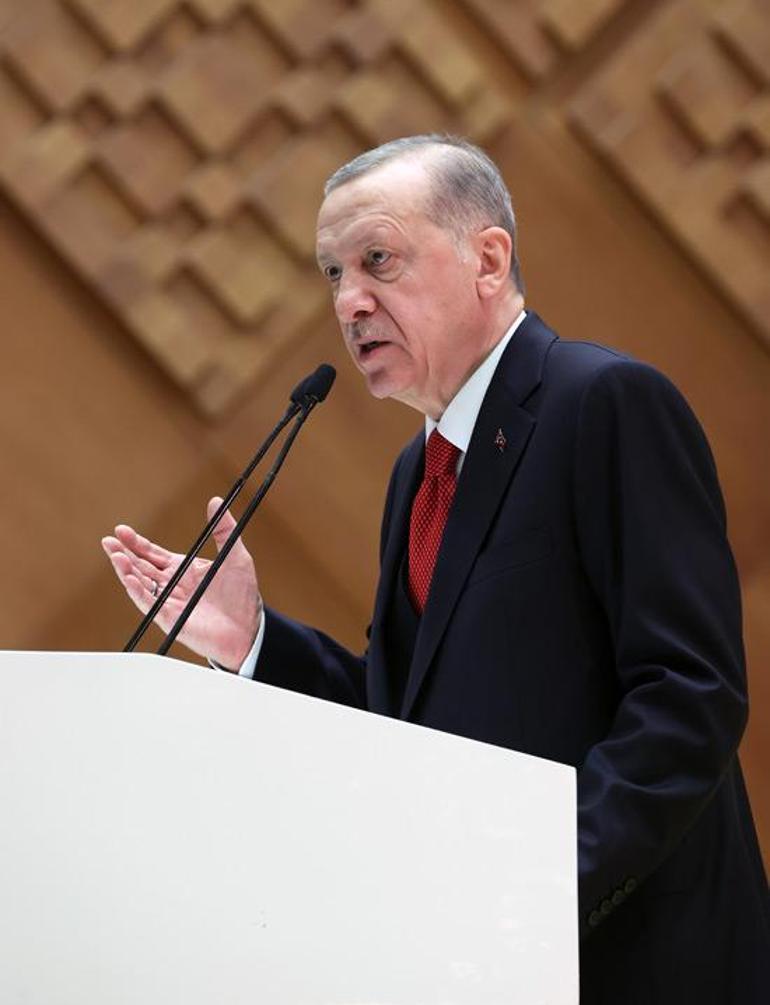 Cumhurbaşkanı Erdoğan: Türkiyenin kültür iklimini tek tipleştiren mahalle baskısını reddediyoruz