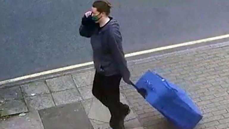 Bavullu katile devletten yardım İngilterede ortalık karıştı