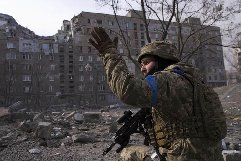 Ukraynanın işgalinde Putinden yeni hamle Kiev uyardı: Ceset torbasıyla dönecekler