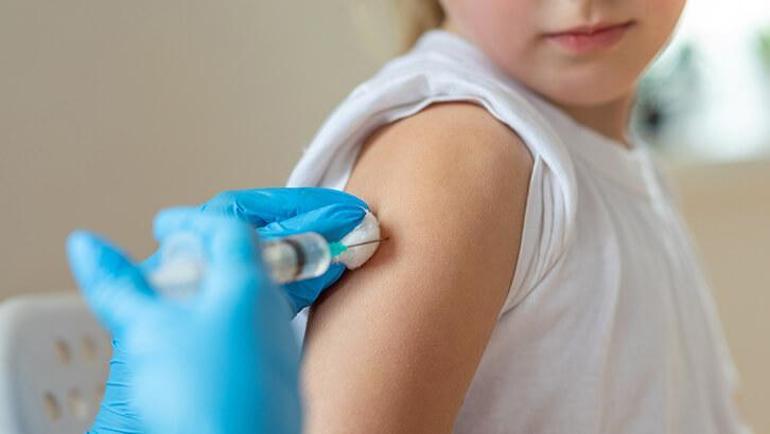 Uzman isim uyardı: Kızamık vakaları on kat arttı Aileler pandemi sonrası aşılara kuşkuyla bakıyor