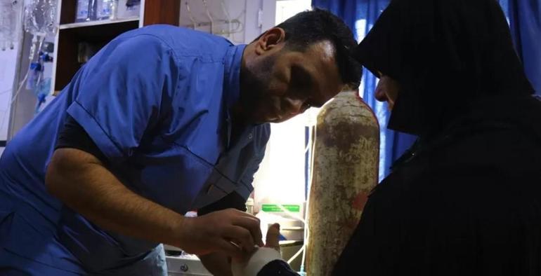 Suriyeli doktor yaşadıklarını anlattı: Bana baktığı anda ağlamaya başladım
