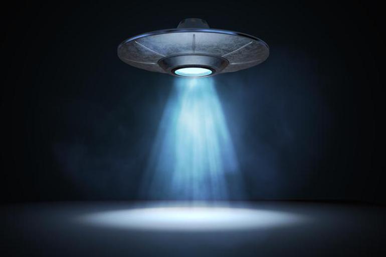 ABD ordu karargahında UFO paniği 10 nükleer başlığı kapattı