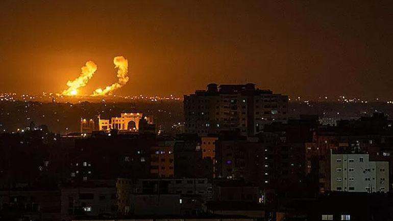 İsrail, Gazze ve Lübnana hava saldırısı düzenledi Güneşten önce bombalar aydınlattı