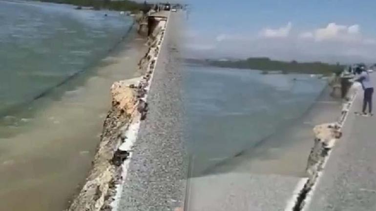 Baraj suyu yükseldi; yolun 300 metrelik bölümü çöktü