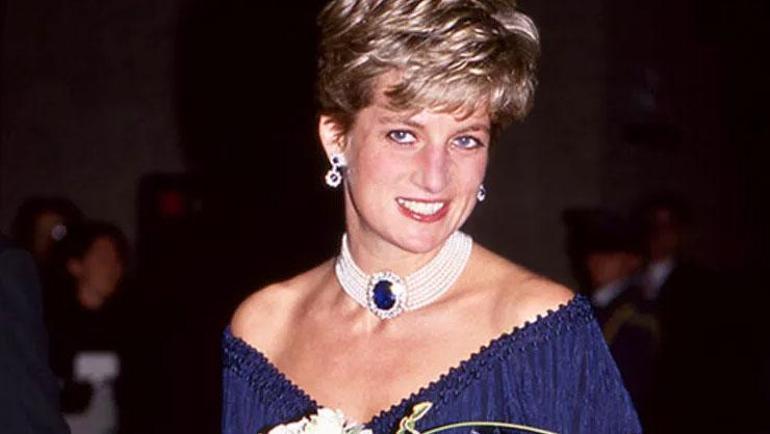 Camilla taç giyerken bile onu düşünecek Son gülen kalplerin prensesi Diana olacak