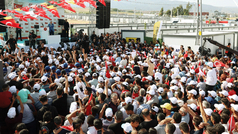 Son dakika...Cumhurbaşkanı Erdoğan Hatayda: Biz milleti suçlamıyoruz