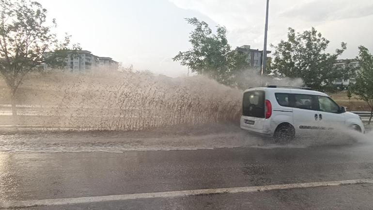 Gaziantep’te dolu ve sağanak etkili oldu