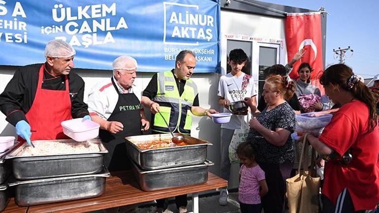 Hatay’da hayata Bursa ile sarılıyorlar