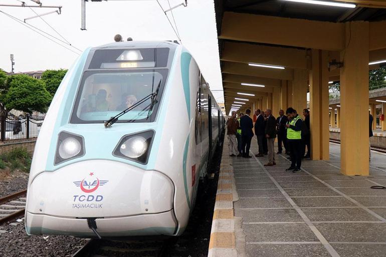 Milli Elektrikli Tren seferlere başladı