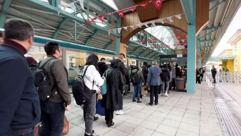 Bakan Karaismailoğlu: Ankara-Sivas hızlı treni ile 125 binden fazla kişi yolculuk yaptı