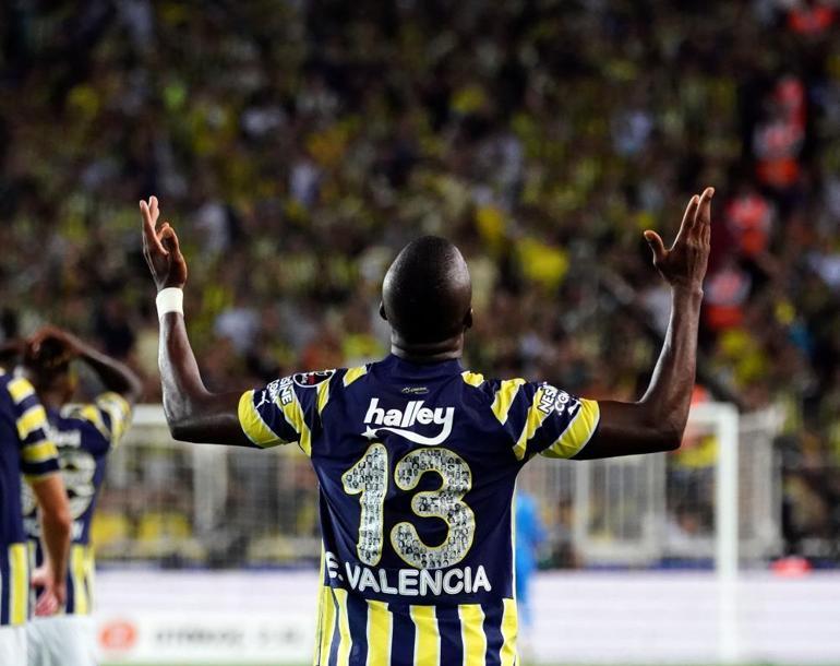 Fenerbahçede 12 yıl sonra bir ilk Enner Valencia gol kralı oldu
