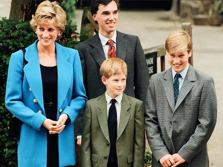 Prens William kıpkırmızı oldu... En utandırıcı hediye Dianadan gelmiş