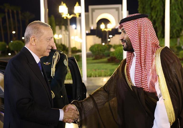 Cumhurbaşkanı Erdoğan, Suudi Arabistan Veliaht Prensi Selman ile bir araya geldi
