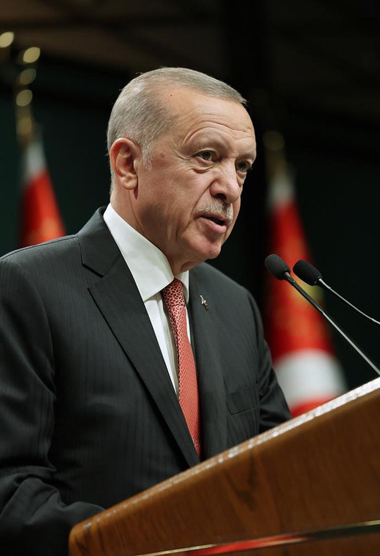 Cumhurbaşkanı Erdoğandan memur ve emekli maaşlarına düzenleme açıklaması