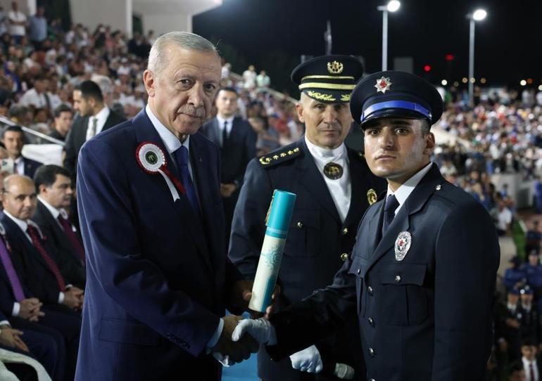Cumhurbaşkanı Erdoğandan terörle mücadele mesajı: Başını kaldıramaz hale getirdik