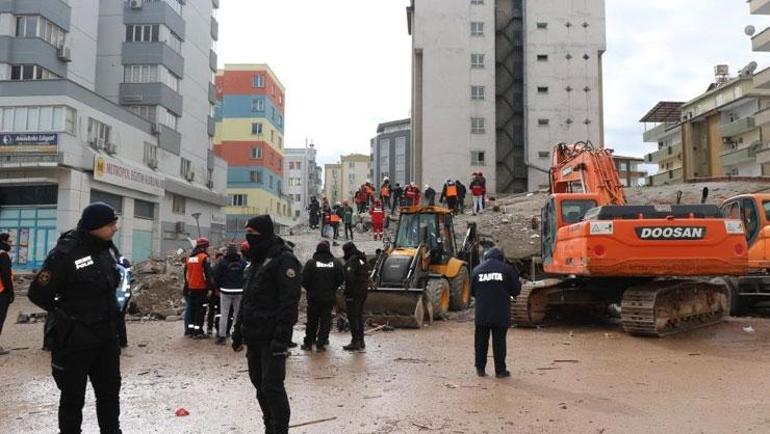 21 kişiye mezar olmuştu... Gölgeler Apartmanının betonundan skandal çıktı