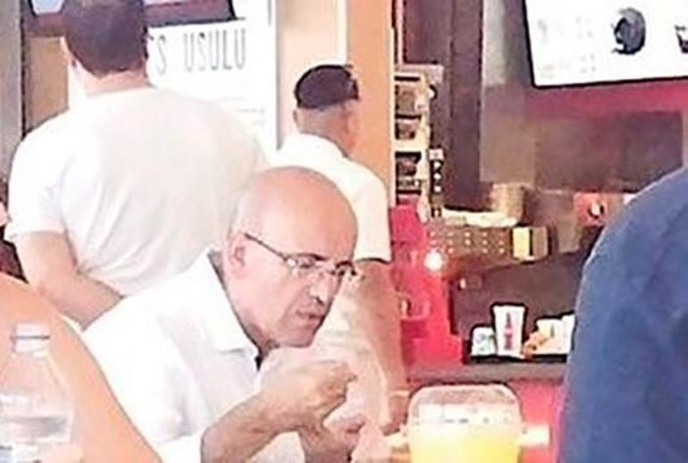 Mehmet Şimşek kumpir restoranın devamlı müşterisiymiş Dükkan sahibi o anları anlattı