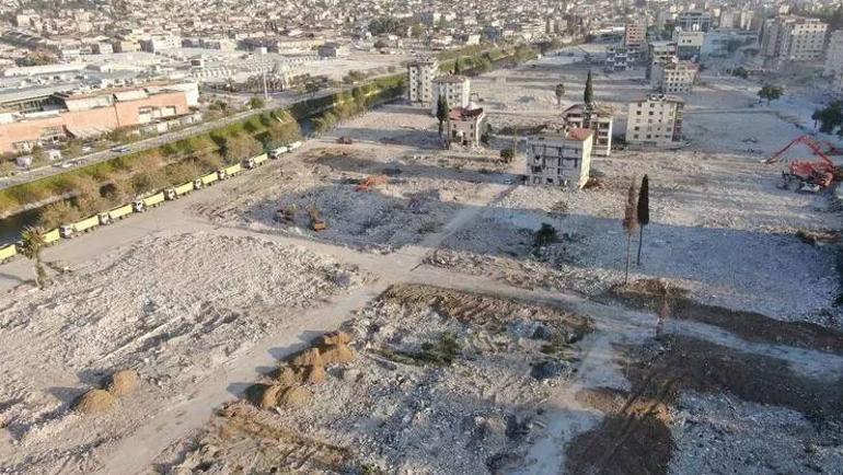 Hatay’da 46 bin 600 binanın enkaz kaldırıldı ‘Şehri tanıyamaz olduk’