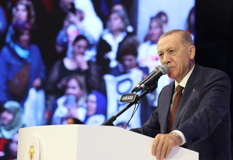 Cumhurbaşkanı Erdoğandan işçi, memur ve emeklilerin beklediği mesaj Müjdeler vermeye devam edeceğiz