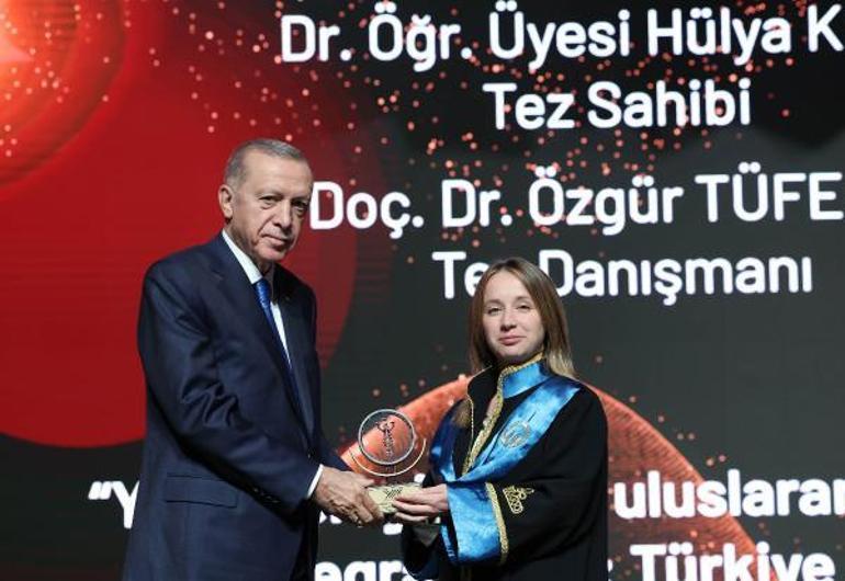 Cumhurbaşkanı Erdoğan: Üniversitelerimizin yasakla anılmasına müsaade etmeyeceğiz