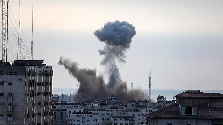 Hamas saat vererek uyarmıştı Aşkelon bombalanıyor