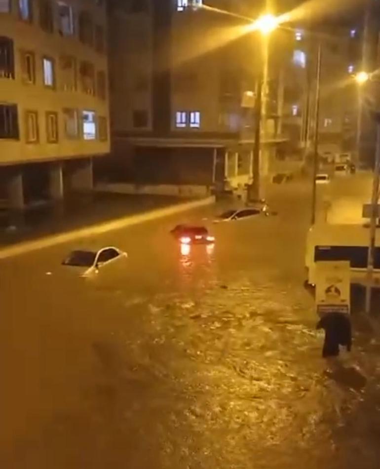 Olumsuz hava koşullarının acı bilançosu Bakan Yerlikaya: 9 vatandaşımız hayatını kaybetti