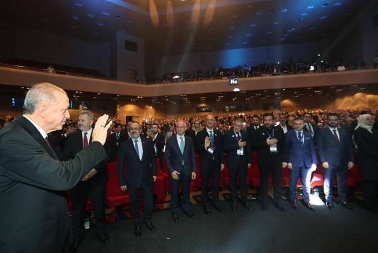 Cumhurbaşkanı Erdoğan: İhracat hacminde başarı hikayesi yazdık