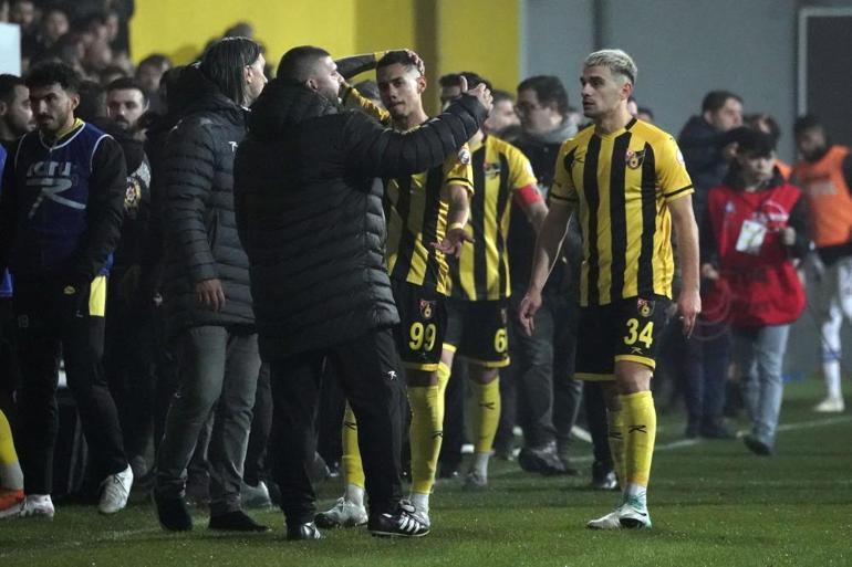 Ecmel Faik Sarıalioğlu takımını sahadan çekti Peki İstanbulspor ne ceza alacak