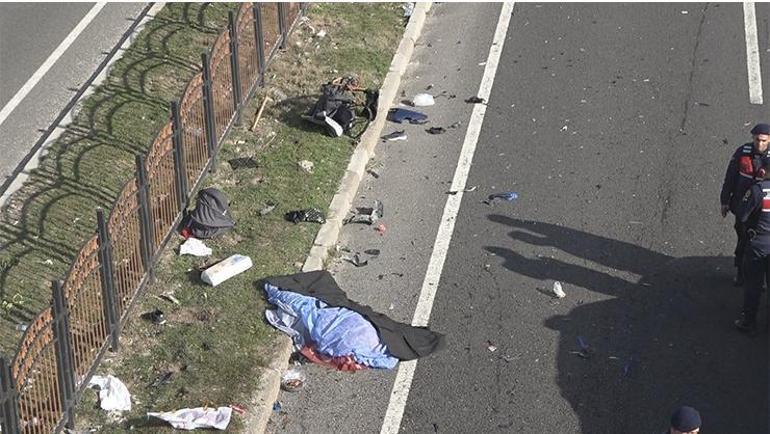 Ankarada feci kaza; aynı aileden 3 kişi ölü, 1 kişi yaralandı