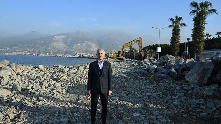Ulaştırma Bakanı Uraloğlu: Deprem bölgesinde bütün ulaştırma ve haberleşme altyapımızı iyileştiriyoruz