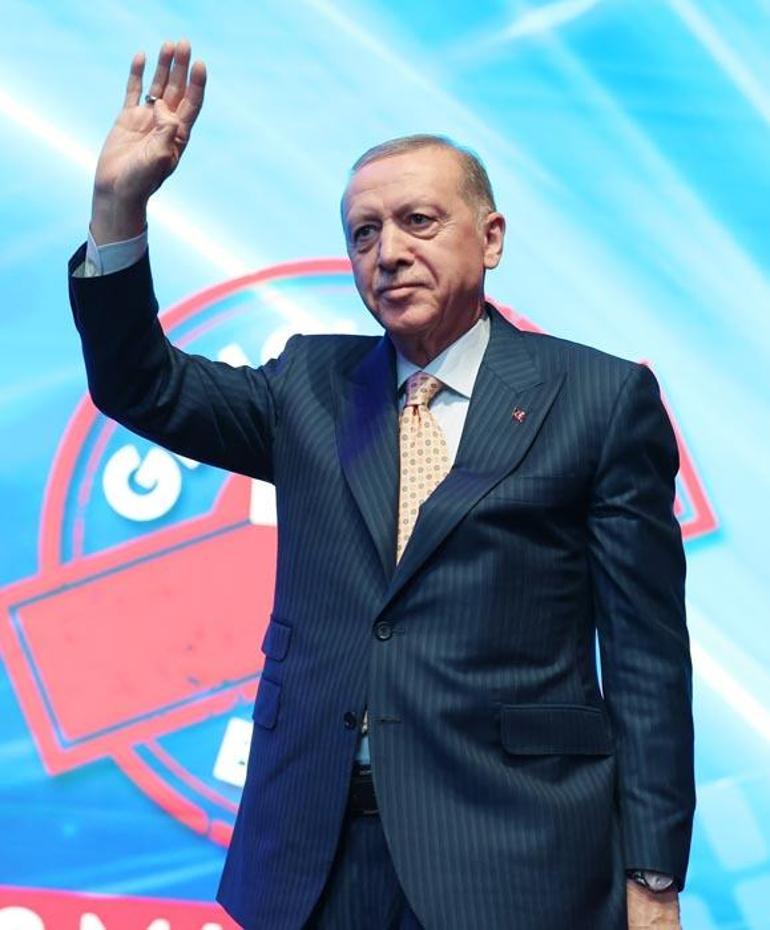 Cumhurbaşkanı Erdoğan: Netanyahu ile yanyana anılmak bile başlıbaşına utanılacak bir ayıptır.