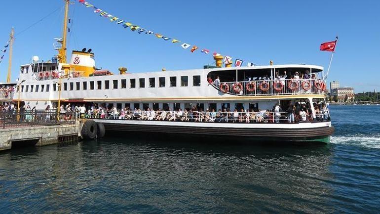 Bayram tatilinde ‘Adalar’ yoğunluğu Metrelerce kuyruk oluştu