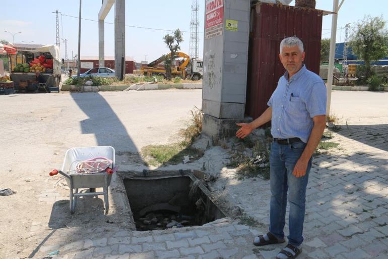 Akılalmaz hırsızlık kamerada At arabasıyla gelip saniyeler içinde çaldılar