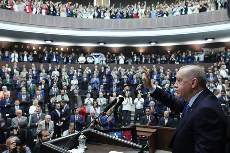 Cumhurbaşkanı Erdoğandan sahipsiz sokak hayvanları sorunu açıklaması: Meclis tatile girmeden yasalaşacak