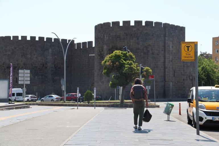 Evden kovuldu hayatı değişti 5 yılda 71 şehir 7 ülke gezdi