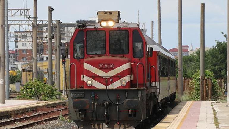 Öğrencilere yüzde 15 indirimli bilet 3 milyon 785 bin genç tren ile indirimli seyahat etti Tren bileti ne kadar, kaç TL Öğrenciye indirim var mı